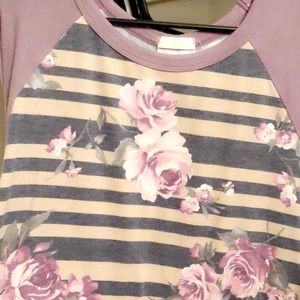 Floral print long sleeve top